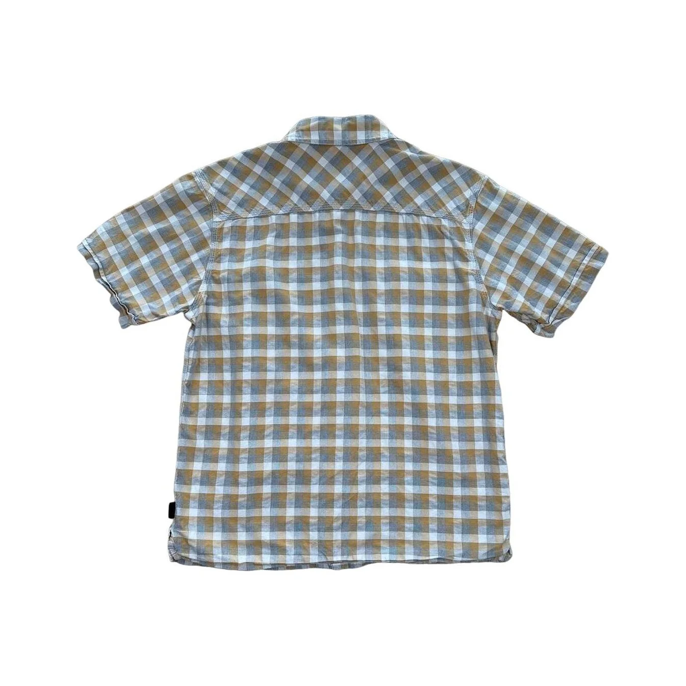 Patagonia Men's Short Sleeve Button Down Shirt Tan/White Medium Used - Image 2