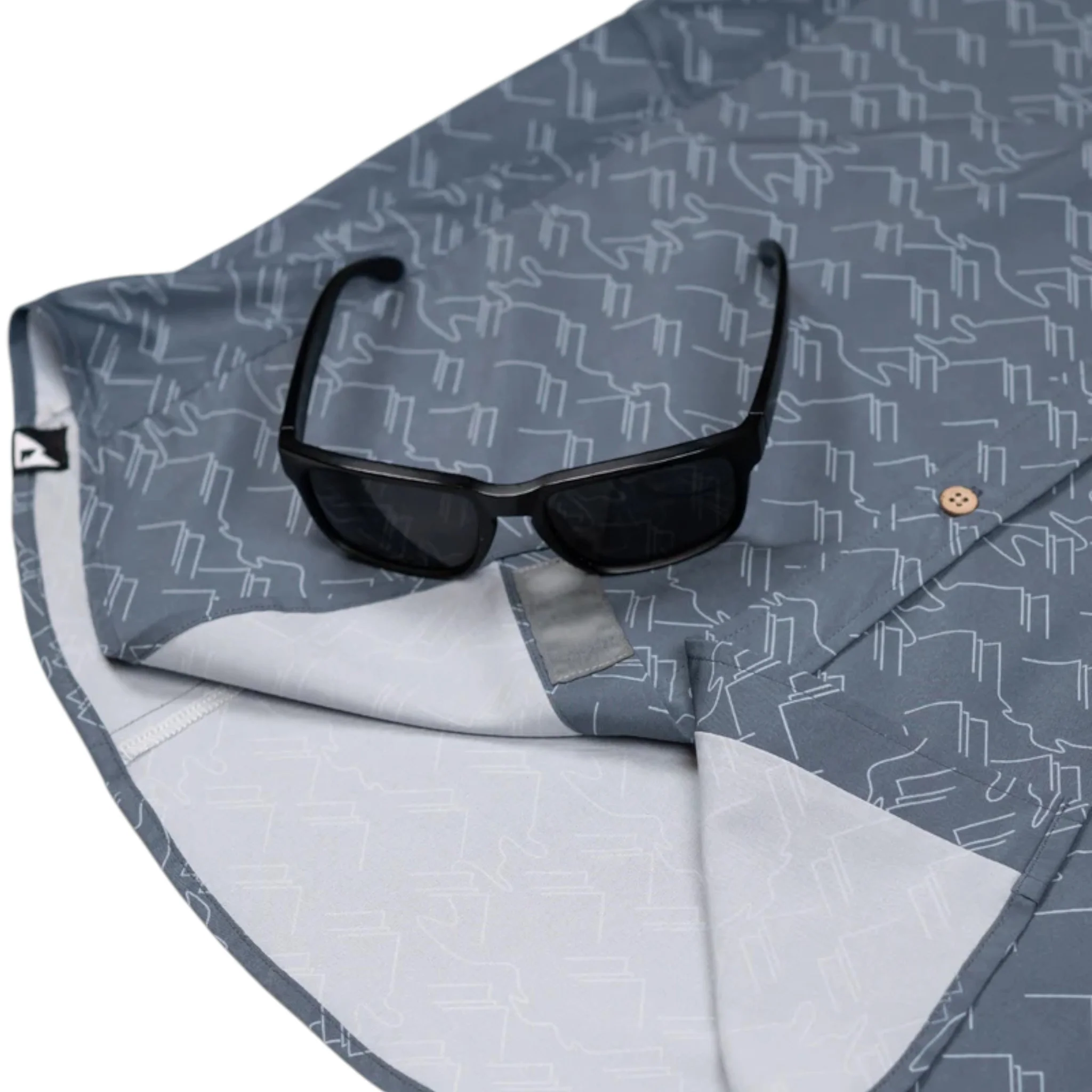 Belong Designs Men's Vista Stretch Button Down - Image 5