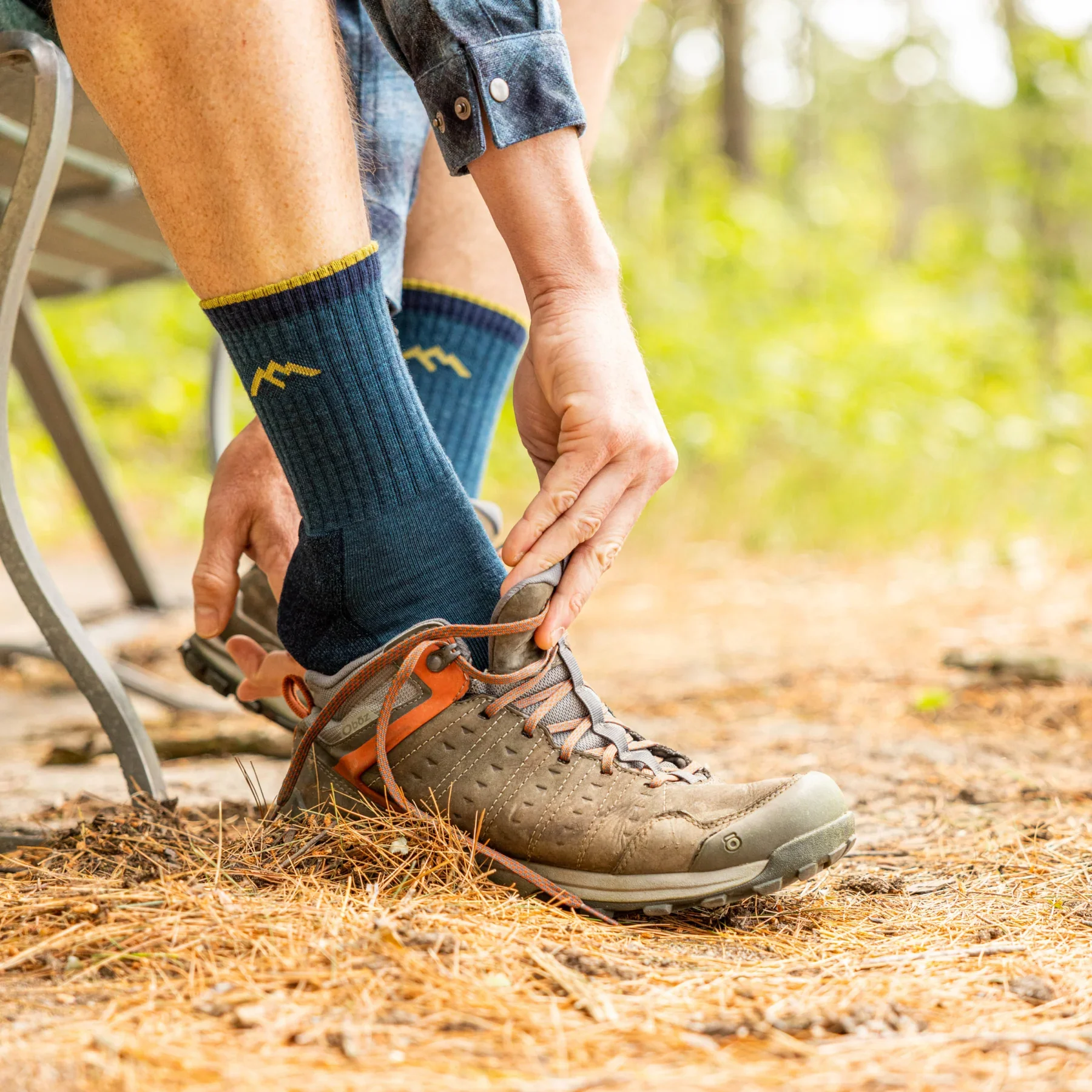 Darn Tough Hiker Micro Crew Midweight with Cushion Socks - Image 19