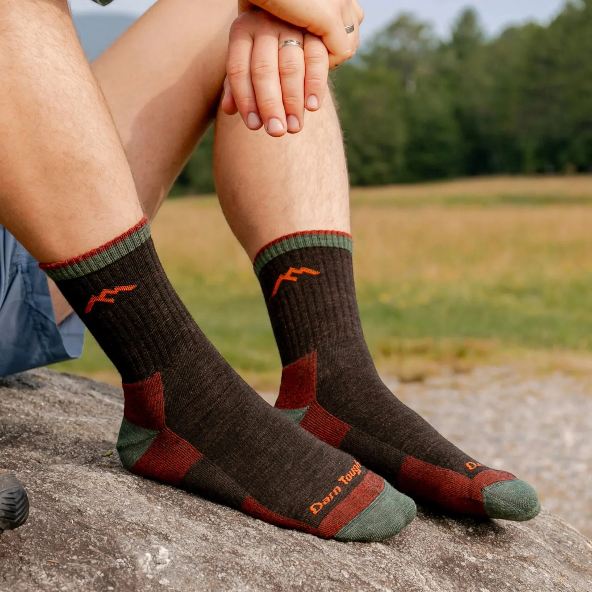 Darn Tough Hiker Micro Crew Midweight with Cushion Socks - Image 22