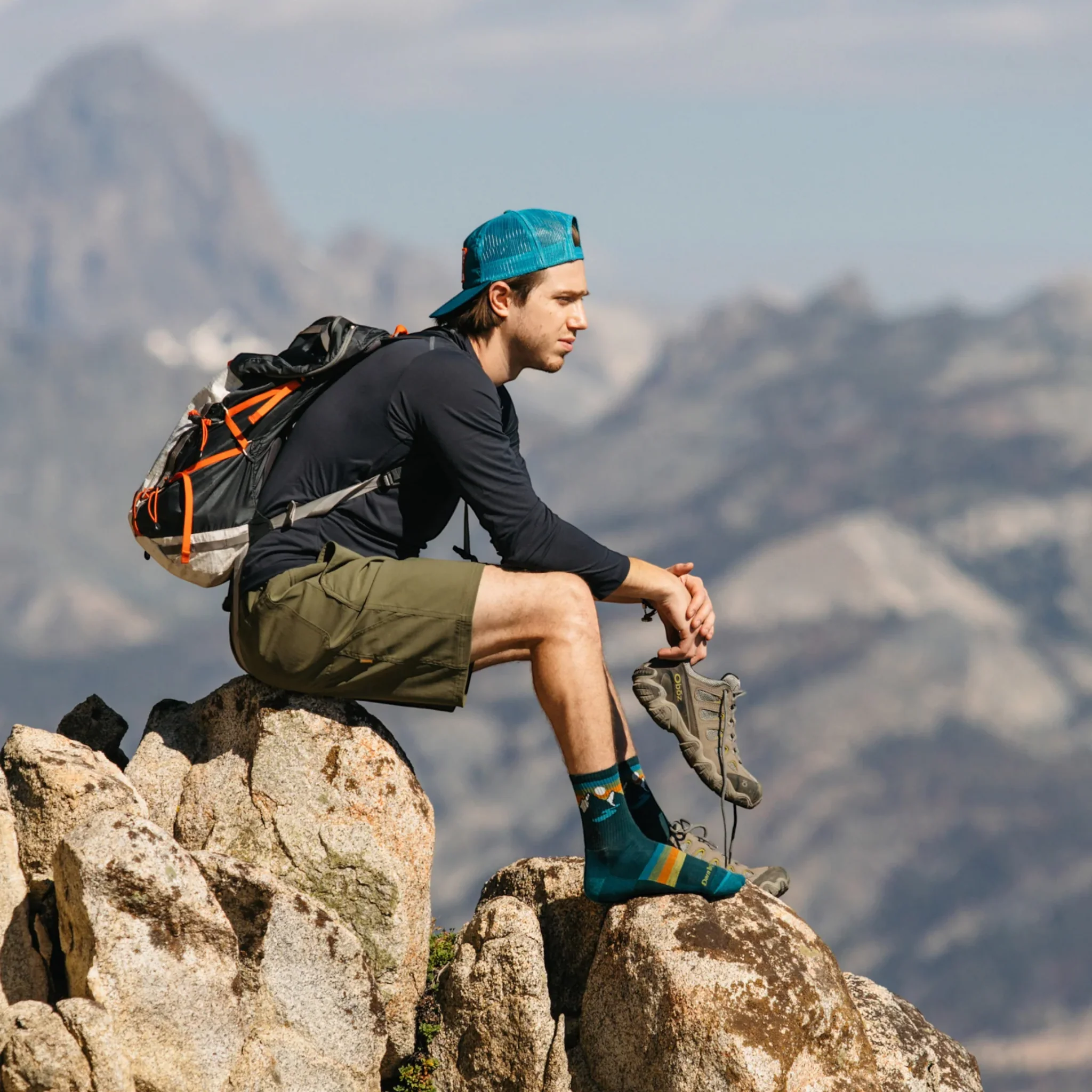 Darn Tough Sunset Ridge Micro Crew Lightweight Hiking Socks - Image 7