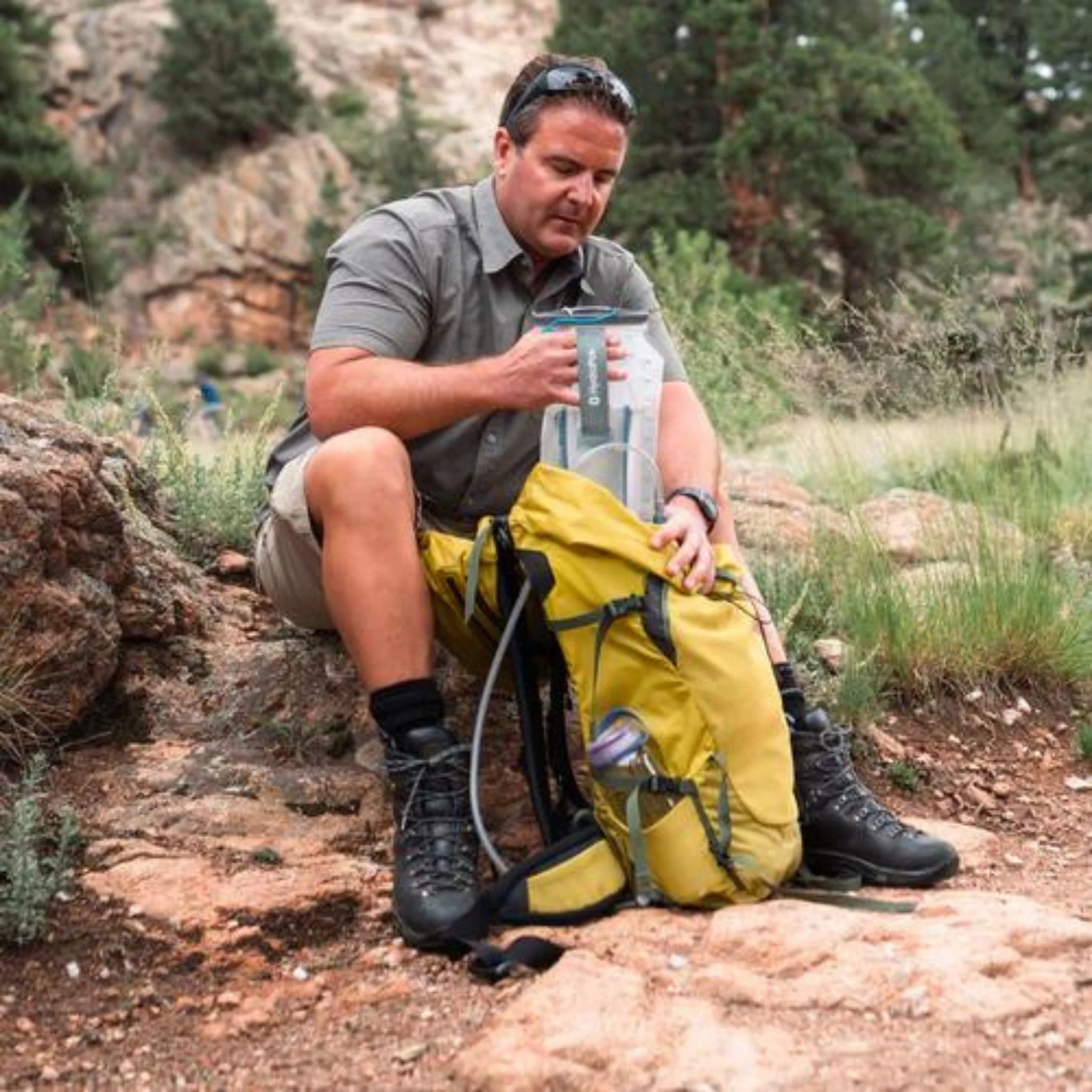 HydraPak Contour Hydration Reservoir - Image 8