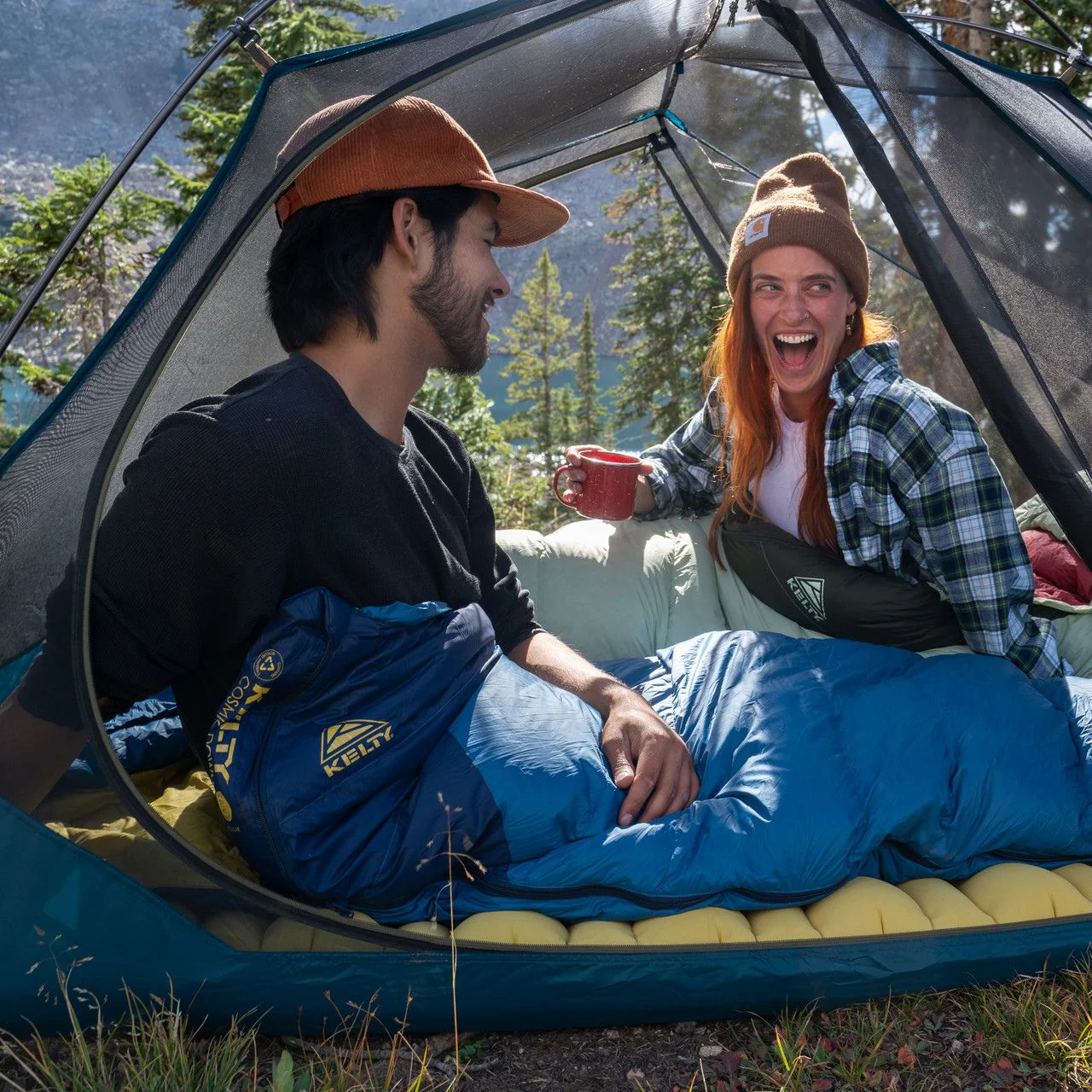 Kelty Cosmic 20 Down Degree Sleeping Bag RH - Image 16