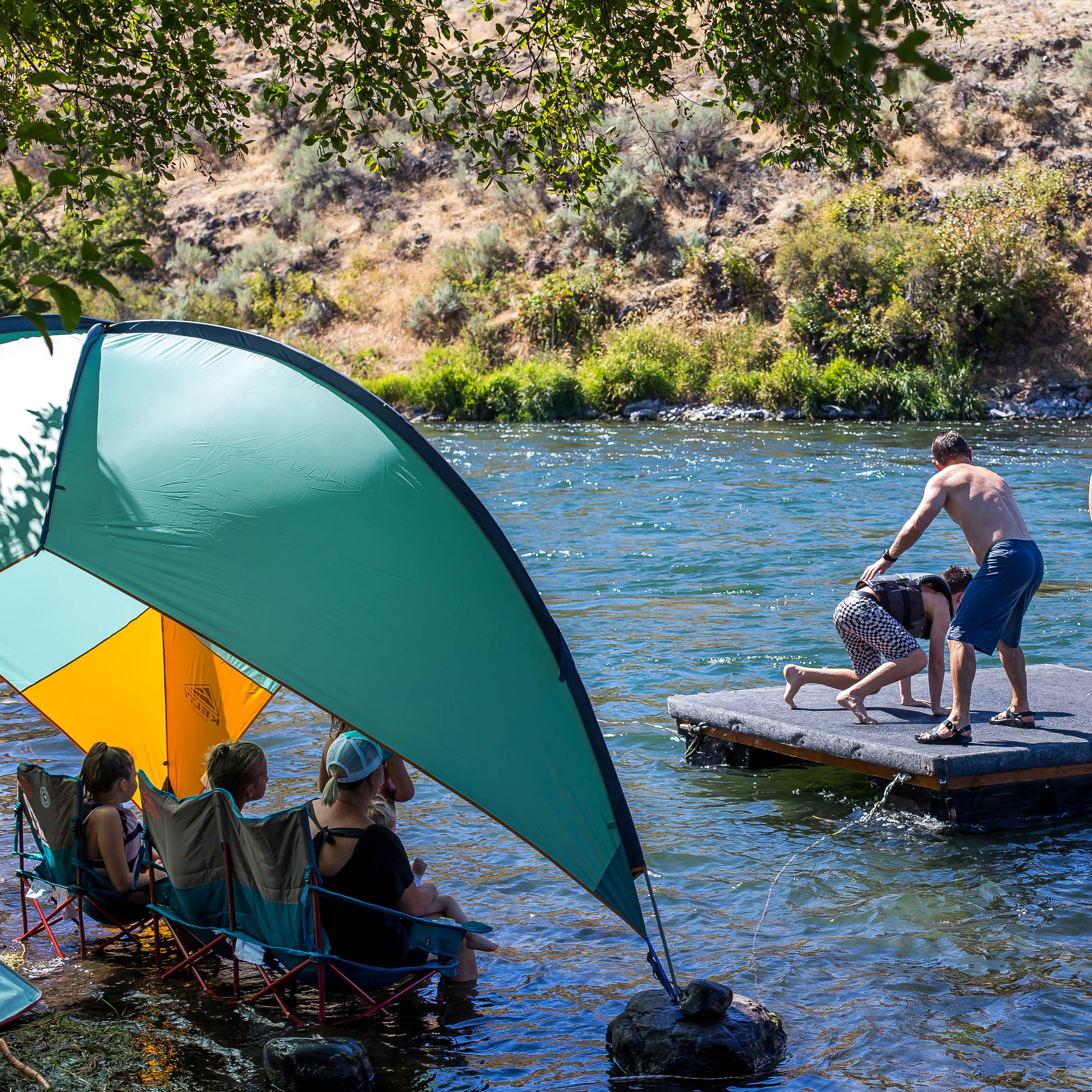 Kelty Sunshade With Side Wall - Image 6
