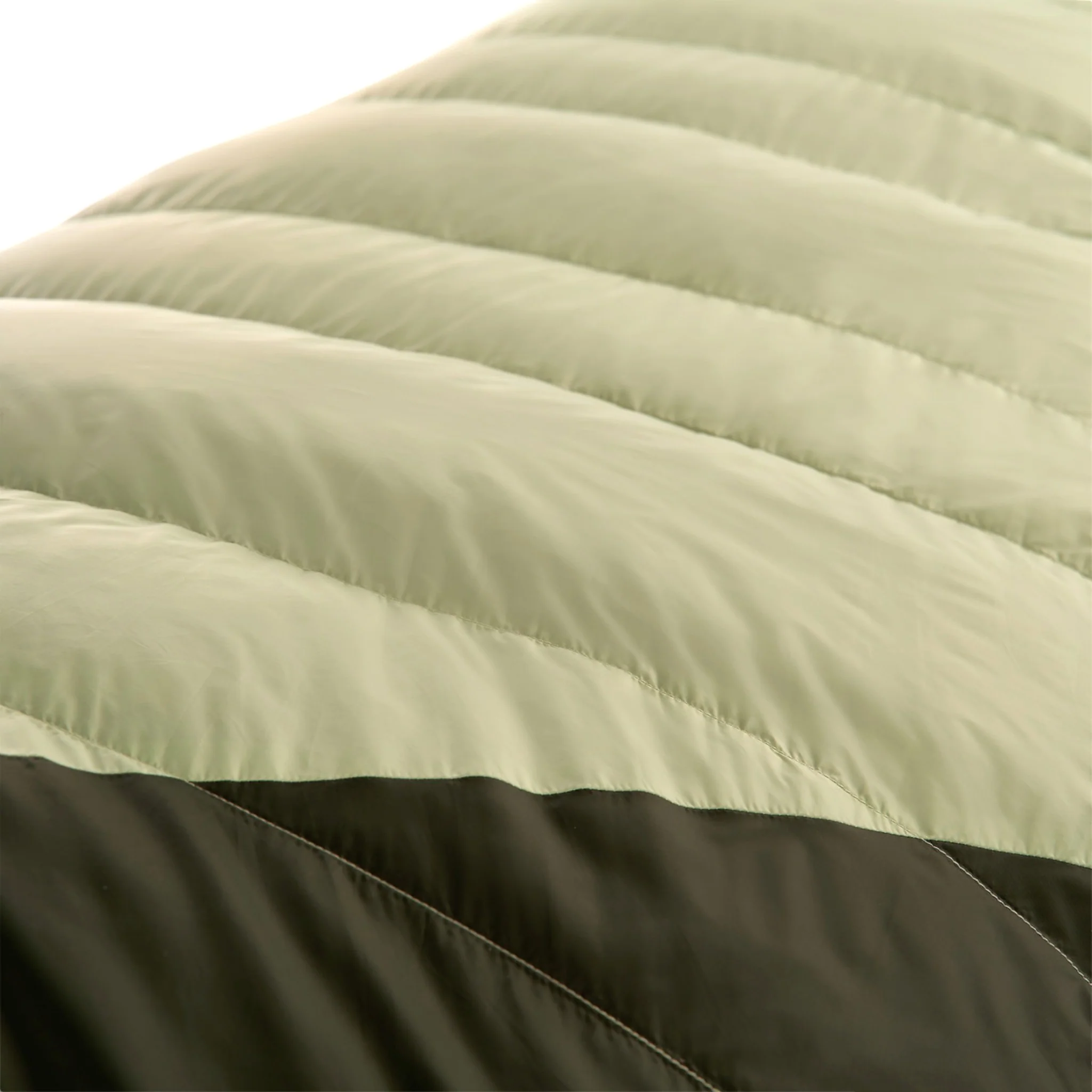 Kelty Women's Cosmic Down 20 Degree Sleeping Bag RH - Image 10