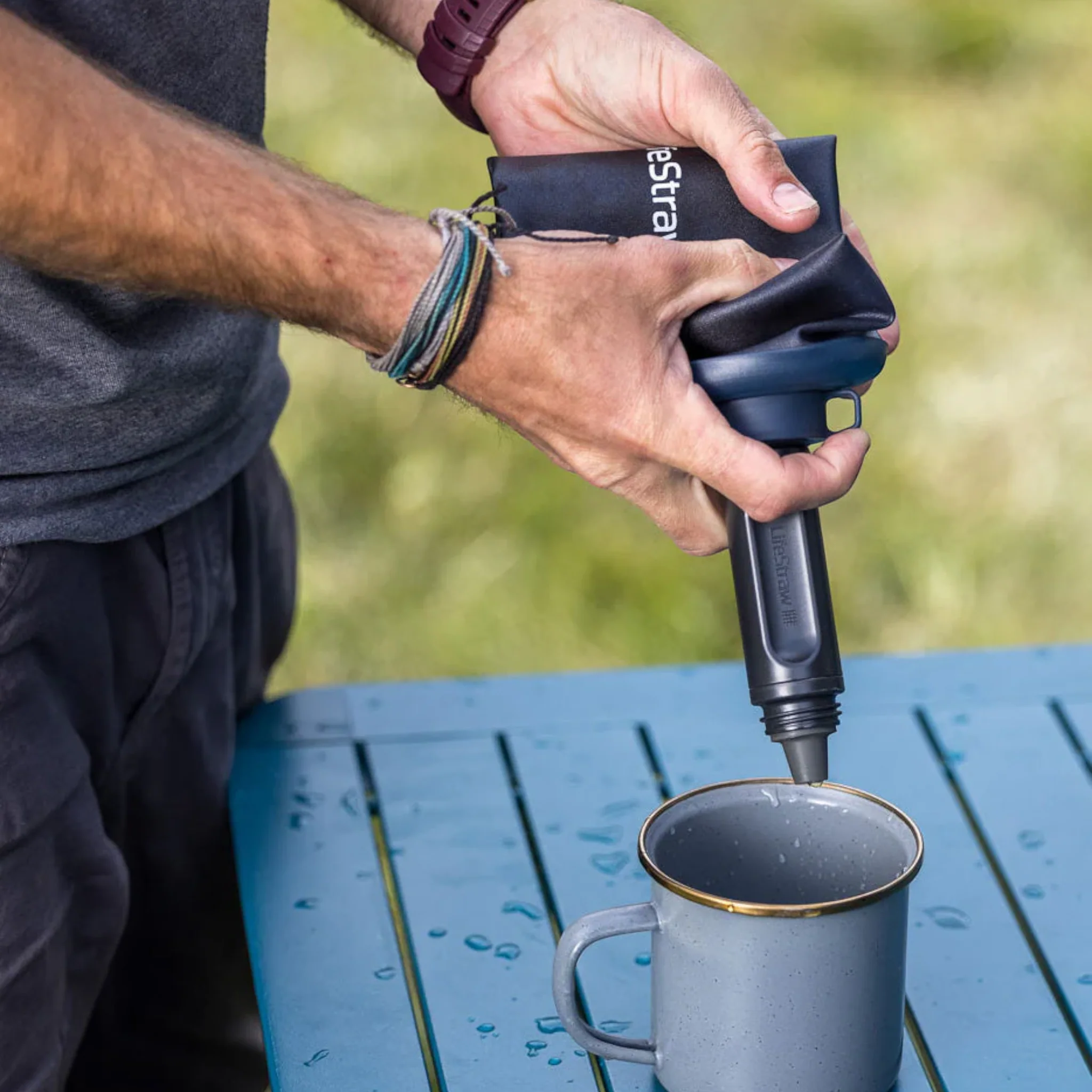 LifeStraw Peak Series Collapsible Squeeze 650 mL Bottle With Filter - Image 13