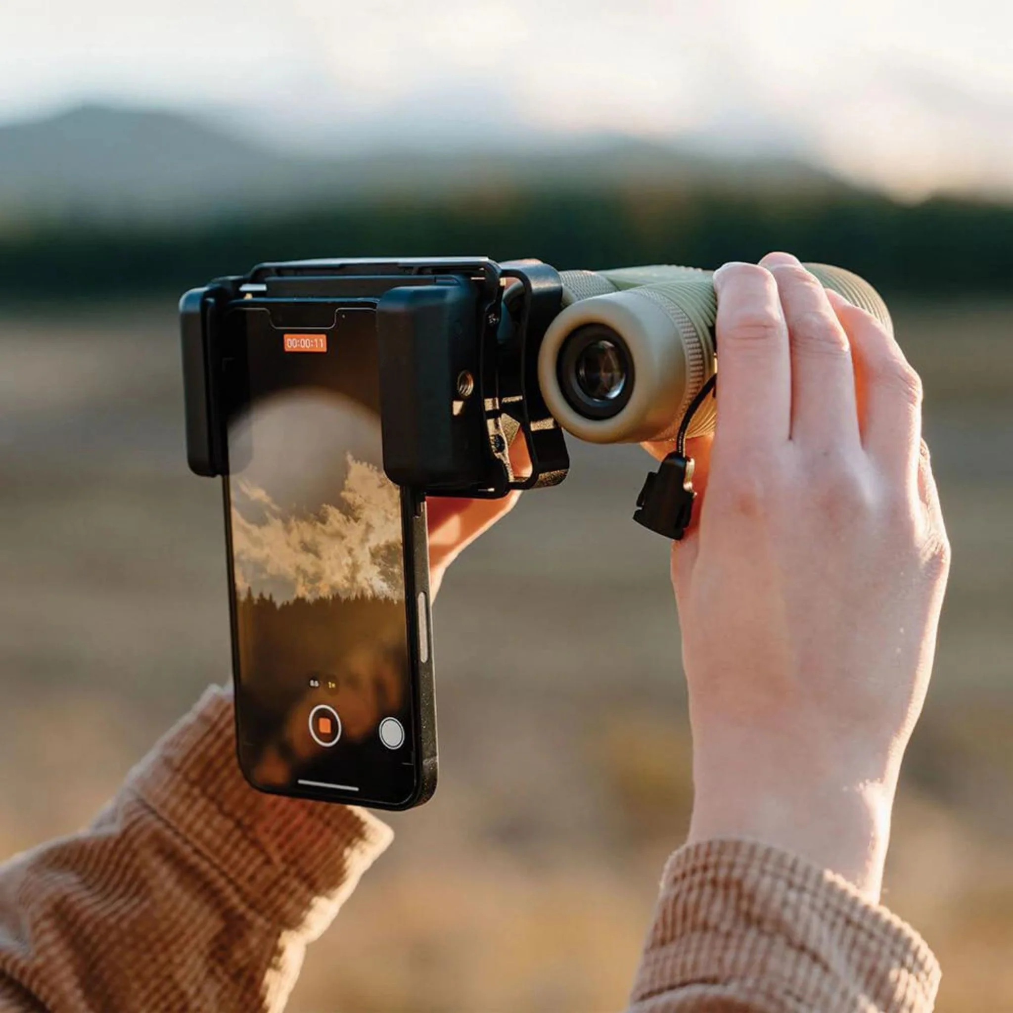 Nocs Provisions Photo Rig Smartphone Adapter for Binoculars - Image 5