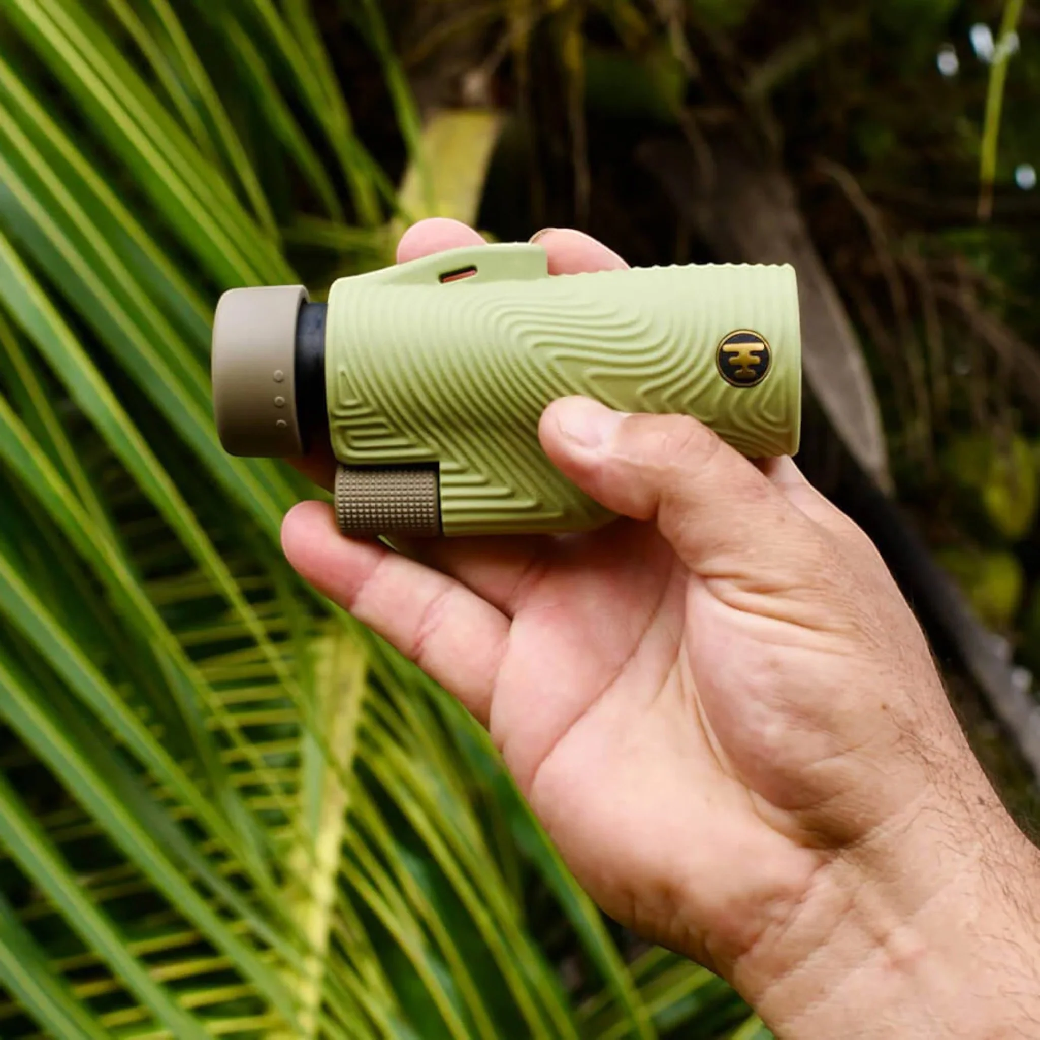 Nocs Provisions Field Tube 10x32 Waterproof Monocular Telescope - Image 13
