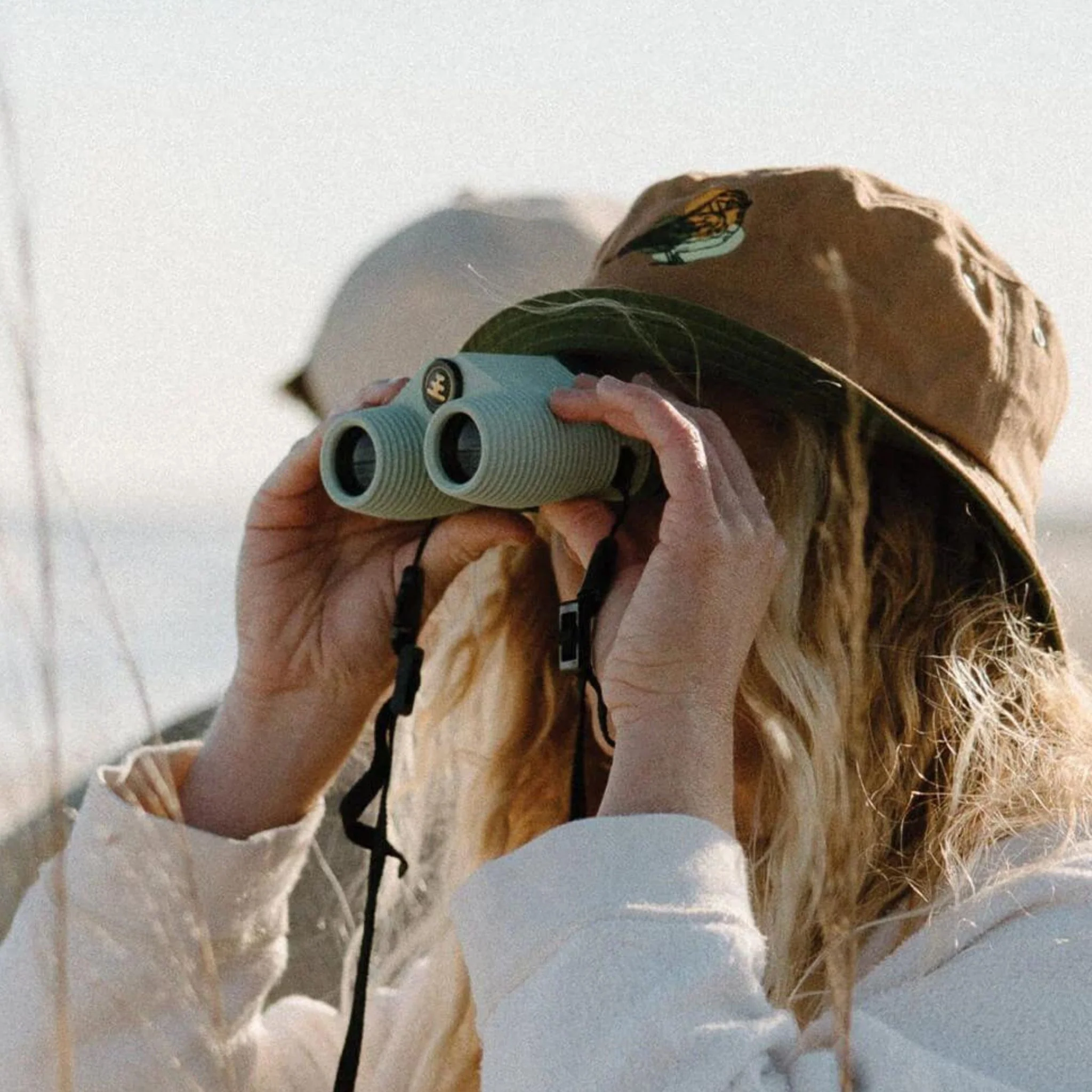 Nocs Provisions Standard Issue 8x25 Waterproof Binoculars - Image 10