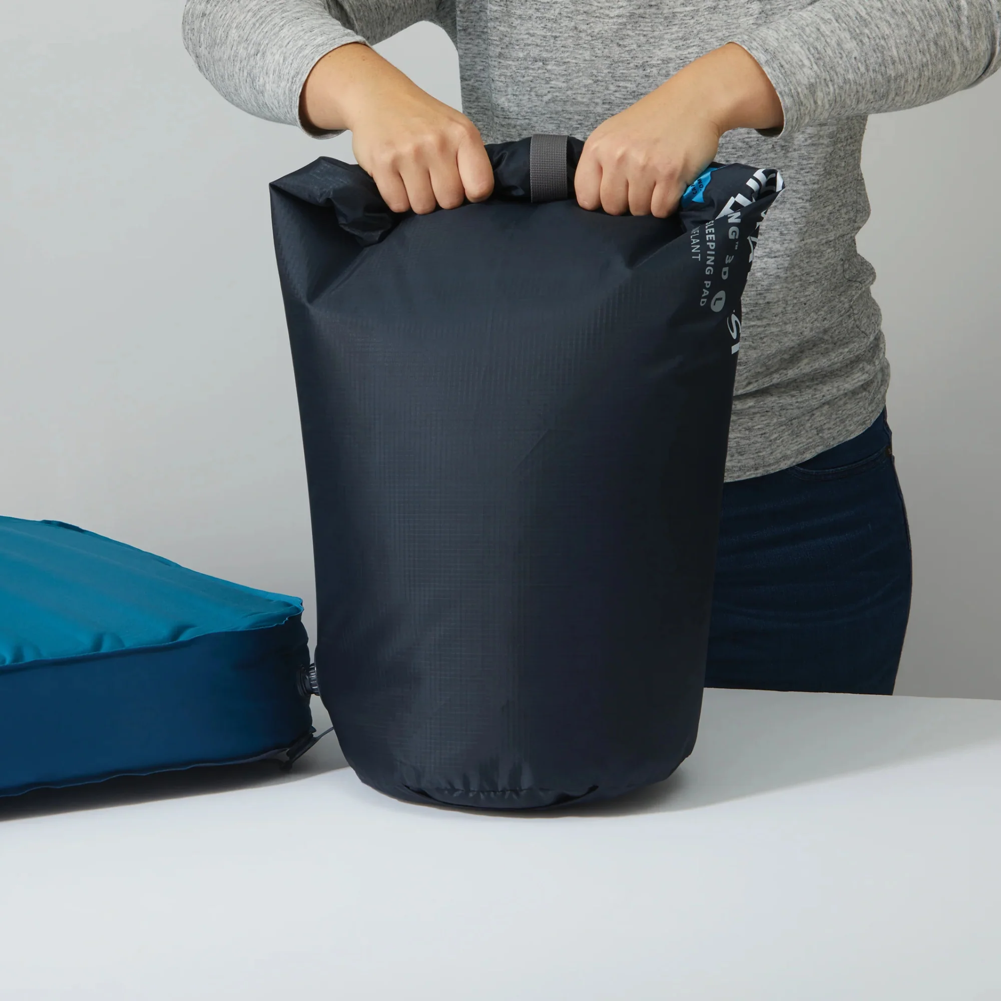 Therm-a-Rest MondoKing 3D Sleeping Pad - Image 7
